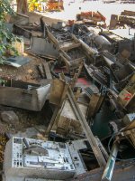 FXE SW10 Locomotives being scrapped